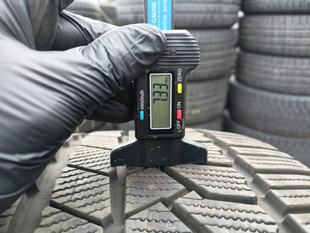 265/40R21 Continental WinterContact TS860S XL opona zima 7,3mm P238