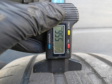 245/40R18 Dunlop Sport Maxx RT2 para opon lato 5,5mm nr8920