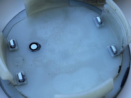 Oryginał Dekielki Dekle Kapsle Zaślepki Jak Nowe Mazda 3 5 6 MX-5 CX-3 5 9 BBM237190