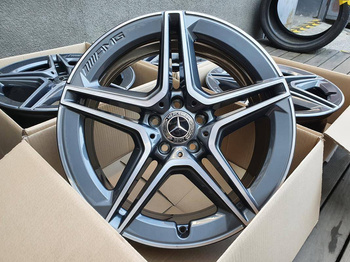 Oryginał felgi 19cali Mercedes AMG GLA GLB V klasa A2474011500