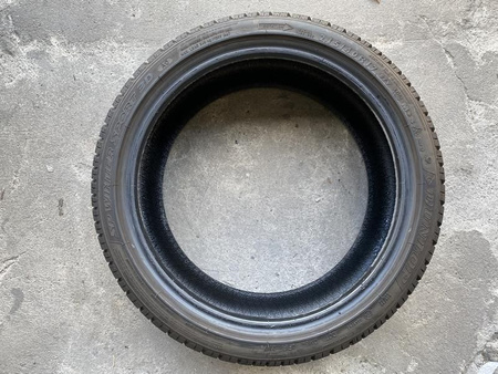 215/40R17 Dunlop SP Winter Sport 3D XL komplet opon zima 7,5mm nr747