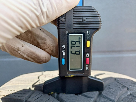 235/45R18 Falken EuroWinter HS01 opona pojedynka zima 6,8mm P890