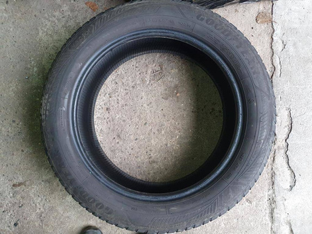 235/55R19 Goodyear Vector 4 Seasons para opon całoroczne 6,1mm nr9360