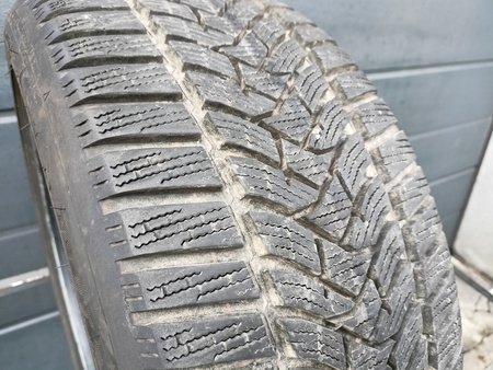 225/45R17 Dunlop Winter Sport 5 opona pojedynka zima 8,5mm P738