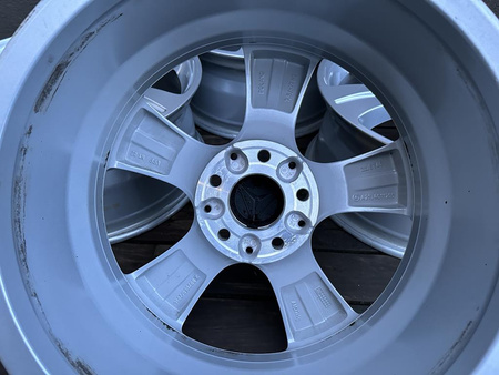 Oryginał felgi 17cali Mercedes E Class W211 W212 W213