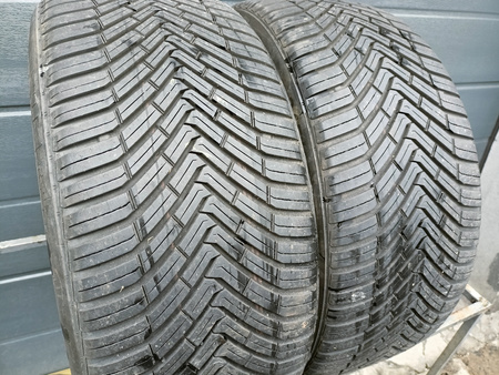 245/40R19 Continental AllSeasonContact para opon całoroczne 7,3mm 9562