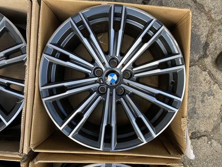 Nowe felgi 18cali BMW 3 G20 G21 styling 790M 5x112 et25