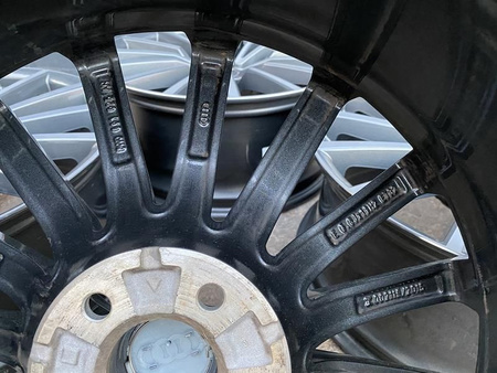 8W0 Oryginalne Felgi Audi A4 B8 B9 A5 19cali 5x112 ET32 nr911