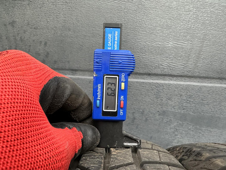 165/70R14 Barum Polaris 5 komplet opon zima 7,4mm nr4094