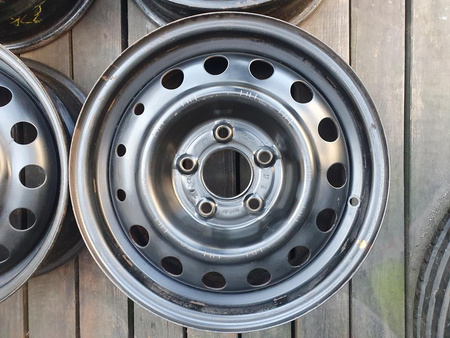 Oryginał felgi stalowe 15cali Hyundai i30 ix20 Kia Ceed 5x114,3