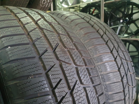 235/55R18 Continental ContiWinterContact komplet opon zima 8,6mm 8275