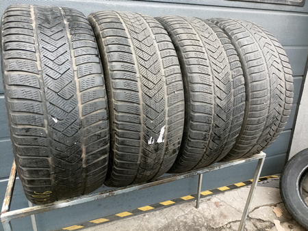 275/45R20 Pirelli Scorpion Winter XL komplet opon zima 5,2mm nr2474