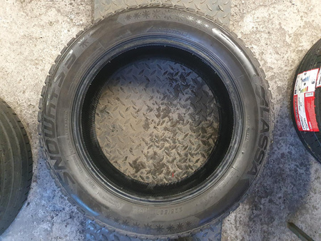 225/55R17 Lassa Snoways 3 XL opona pojedynka zima 7,4mm P787