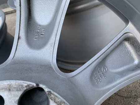 Oryginał felgi 18cali MERCEDES CLS A219 W219 E Klasa W211 W212 nr811