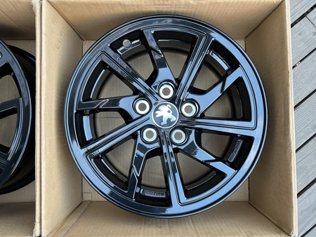 Felgi aluminiowe 16cali Peugeot 4007 4008 5x114,3 et38