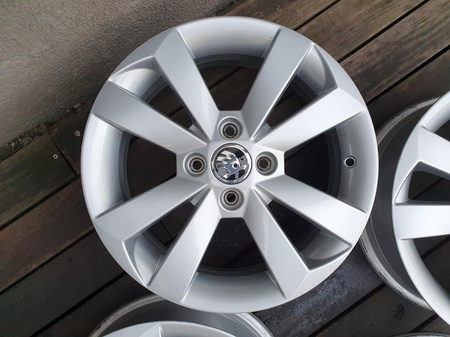 Oryginał felgi 15cali 1ST Skoda Citigo Vw Up 4x100