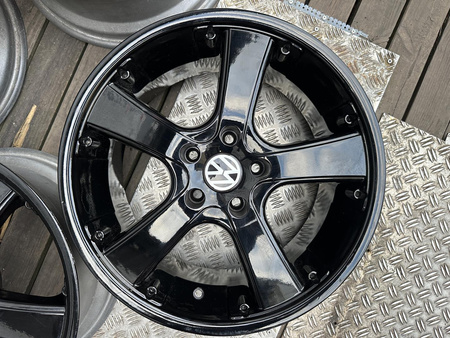 Felgi 17cali Vw Scirocco Passat Golf Sharan Multivan 5x112