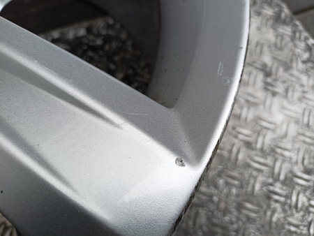 Oryginał felgi 17cali Volvo S90 C30 S80 V90 ET42