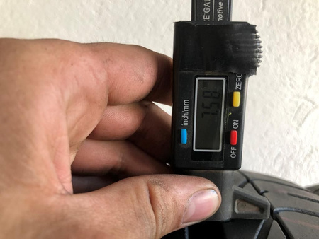 225/35R19 Pirelli Pzero para opon opony letnie 7,1mm nr1910