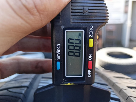 215/65R16C Goodyear Cargo Vector 2 opona całoroczna 8,8mm P6067