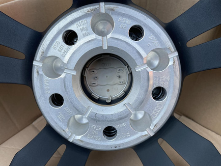 Oryginał felgi 19cali 8S0 Audi TT 8S TTS TT RS A6 C6 A8 D2 5x112