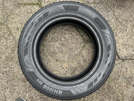 225/60R18 Zeetex WH1000 SUV XL komplet opon zima 7,3mm nr8756