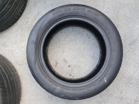 225/55R17 Taurus UHP para opon lato 5,8mm nr7181