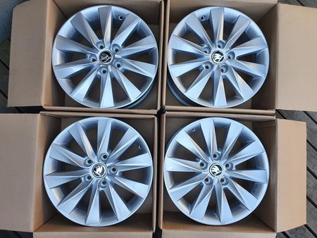 Nowe felgi 16cali Skoda Karoq Octavia Superb 5x112 ET43