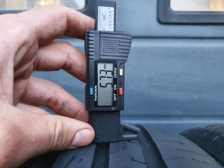 235/55R19 Continental EcoContact 6 para opon lato 5,7mm nr9524A