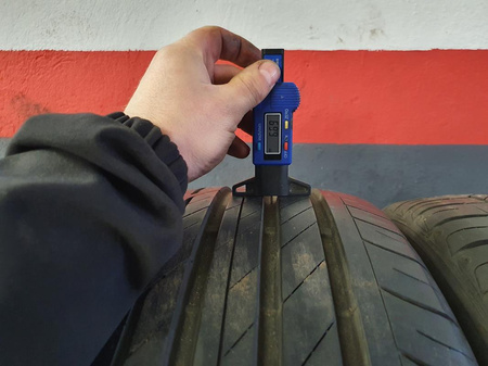 225/45R19 BridgestoneTuranza T001 para opon lato 6,6mm nr9409