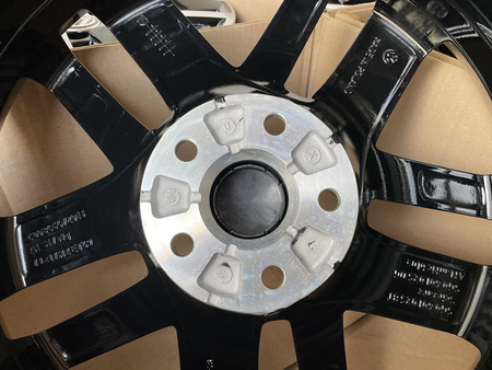 Oryginał felgi 17cali 5G0 Vw Golf GTI Jetta Passat Tiguan Sharan