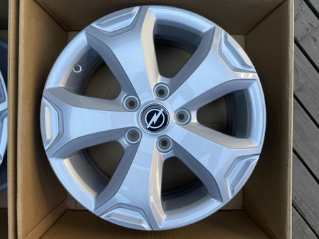 Felgi aluminiowe 16cali Opel Vivaro 5x114,3 ET 50 wzmacniane BUS