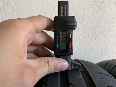 225/55R16 Continental ContiPremiumContact 5 2szt opon lato 6,5mm 1677