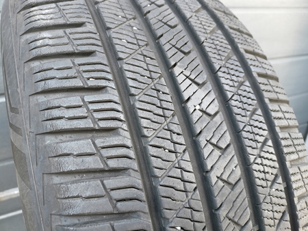 255/45R19 Vredestein Quatrac Pro opona pojedynka całoroczna 7,8mm P944