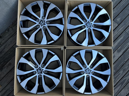 Felgi aluminiowe 17cali Lexus IS 1 5x114,3 et43