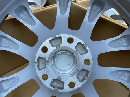 Felgi aluminiowe 17cali Suzuki Grand Vitara S-Cross SX4 Vitara