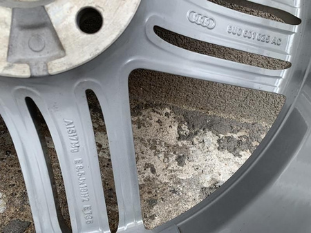 Oryginał Felgi 8,5J 19cali 8U0 AUDI Q3 S-LINE A3 A4 B7 A6 C6 POMPEI nr906