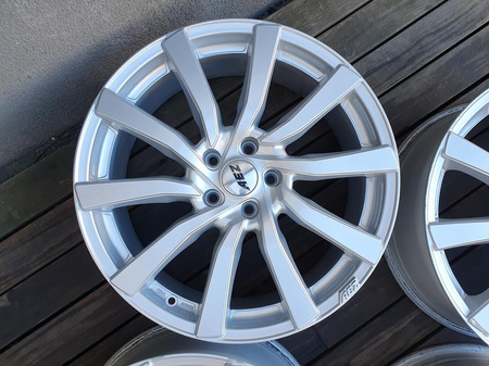 Felgi AEZ 19cali Audi A3 S3 A4 B6 B7 A6 C6 C7 Q5 Q3 5x112