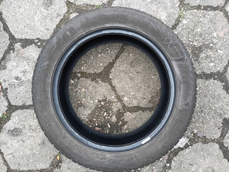 235/50R19 Vredestein Quatrac Pro para opon całoroczne 6,9mm nr9574