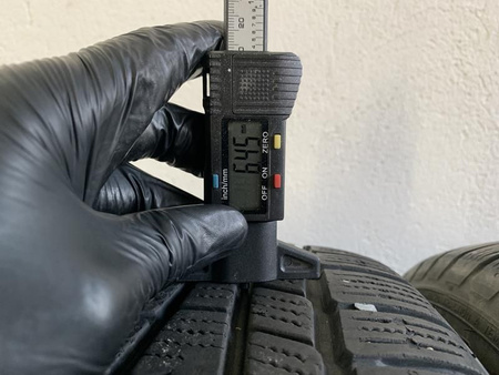 195/65R15 Nokian Wr G2 komplet opon zima 6,4mm nr1573