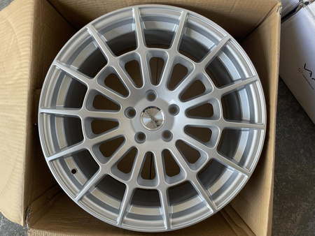 Felgi 19cali Rotiform Audi BMW Ford Skoda Vw Mercedes Seat 5x112