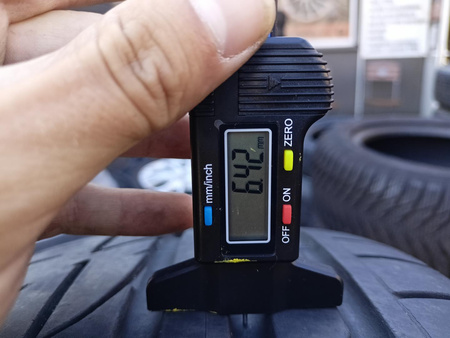 225/40R18 Bridgestone Potenza S001 opona pojedynka lato 6,4mm P888