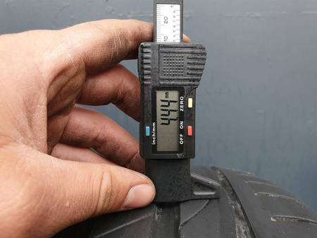 245/45R18 Laufenn S Fit EQ+ para opon lato 4,4mm nr8840