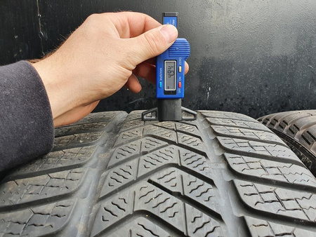 275/35R21 Pirelli Sottozero 3 Winter XL komplet opon zima 5,9mm nr2268