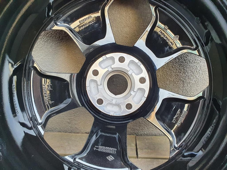 Koła 225/45R19 Honda CR-V 5x114,3 ET40 Nokian zima nowe