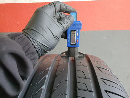 215/45R18 Pirelli Cinturato P7 para opon lato 7,0mm nr8678