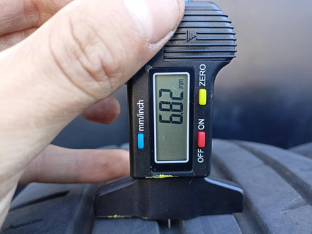 235/55R19 Hankook Ventus Prime 2 komplet opon lato 7,7mm nr9556