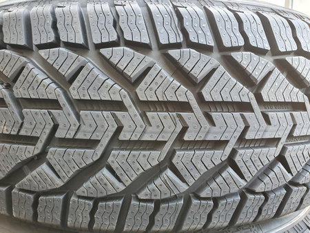 Koła 215/50R18 2GJ Skoda Karoq Superb Pirelli zima nowe