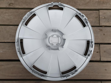 Oryginalne kołpaki 8V0601147D 16 Audi A3 A4 A5 A6