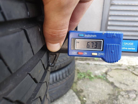 Oryginał koła 215/55R17 Hyundai Kona i45 5x114,3 Nexen lato 6,7mm